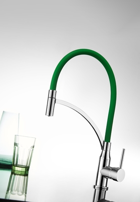 Siliconenslang Verchroomde keukenmengkraan Waterbesparende corrosiebestendigheid